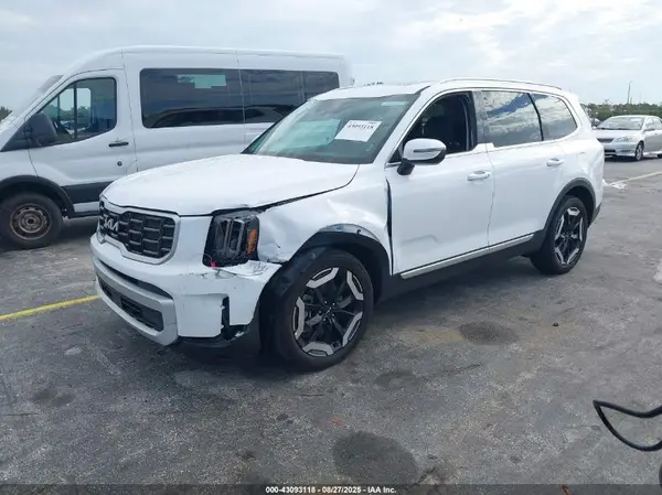 5XYP64GC2SG582233 2025 KIA TELLURIDE - Image 2