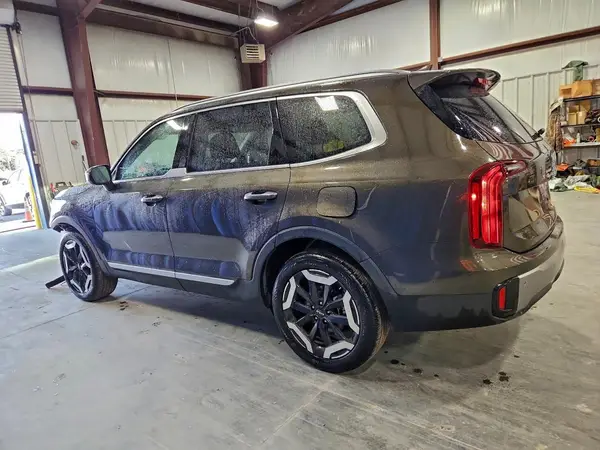 5XYP64GC2SG590087 2025 KIA TELLURIDE - Image 2