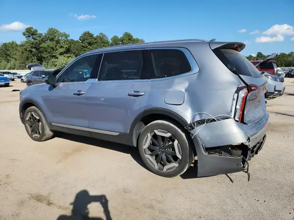 5XYP64GC3PG409585 2023 KIA TELLURIDE - Image 2