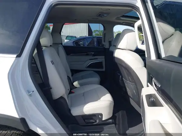 5XYP64GC3SG595198 2025 KIA TELLURIDE - Image 8