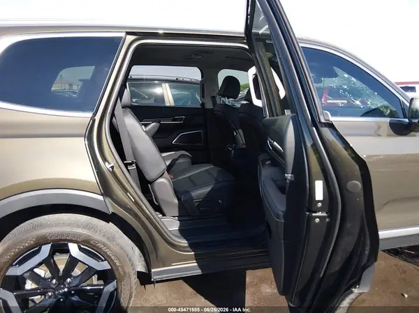 5XYP64GC3SG674306 2025 KIA TELLURIDE - Image 8