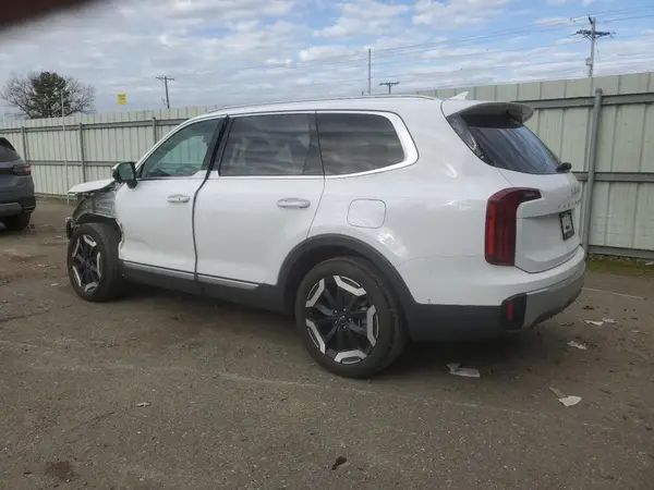 5XYP64GC4RG416256 2024 KIA TELLURIDE - Image 2