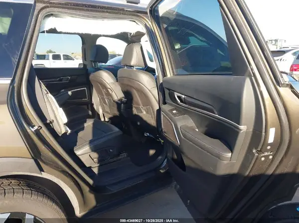 5XYP64GC4RG502067 2024 KIA TELLURIDE - Image 8