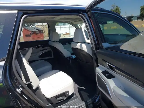 5XYP64GC4SG623557 2025 KIA TELLURIDE - Image 8