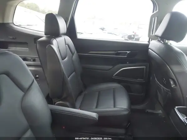 5XYP64GC4SG684147 2025 KIA TELLURIDE - Image 8