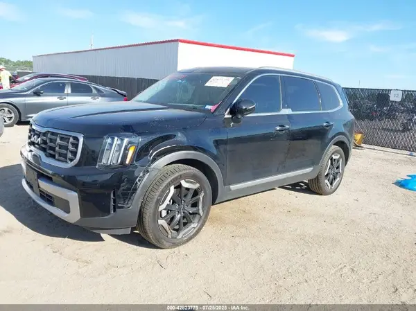 5XYP64GC5PG347588 2023 KIA TELLURIDE - Image 2