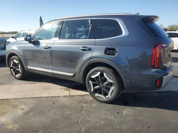 5XYP64GC5PG388349 2023 KIA TELLURIDE - Image 2