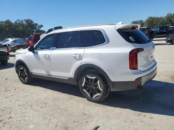 5XYP64GC6PG378381 2023 KIA TELLURIDE - Image 2