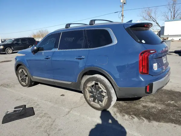 5XYP64GC6PG381555 2023 KIA TELLURIDE - Image 2