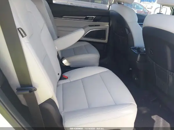 5XYP64GC6RG447377 2024 KIA TELLURIDE - Image 8