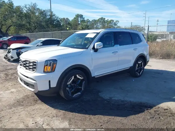5XYP64GC7SG698009 2025 KIA TELLURIDE - Image 2