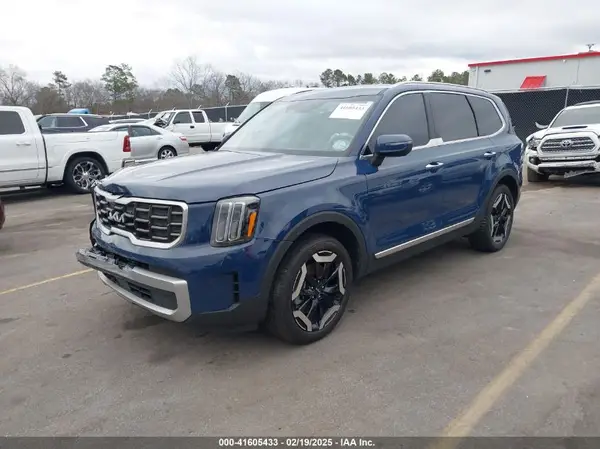 5XYP64GC8PG360304 2023 KIA TELLURIDE - Image 2