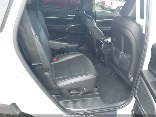 5XYP64GC8RG464262 2024 KIA TELLURIDE - Image 8