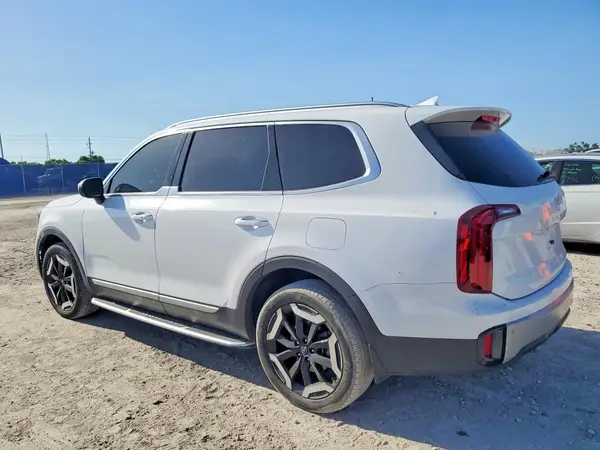 5XYP64GC8RG483071 2024 KIA TELLURIDE - Image 2
