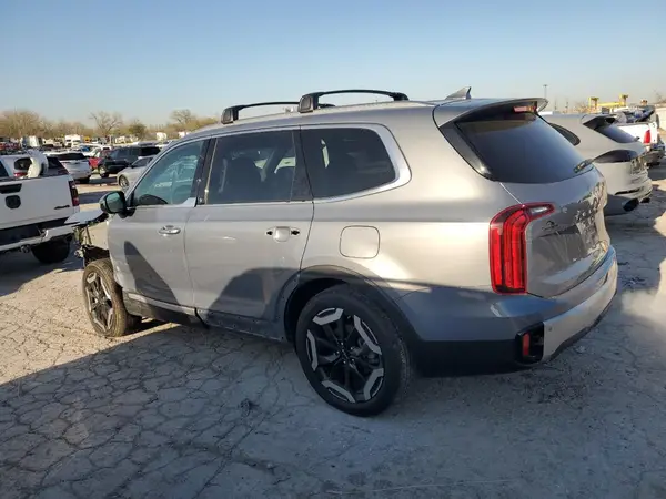 5XYP64GC8RG525657 2024 KIA TELLURIDE - Image 2