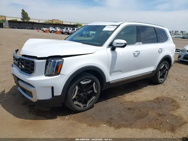 5XYP64GC8RG562997 2024 KIA TELLURIDE - Image 2