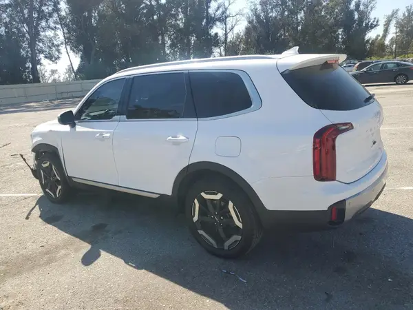 5XYP64GC9PG346105 2023 KIA TELLURIDE - Image 2