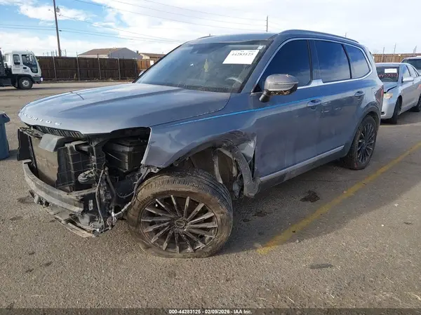 5XYP64HC0LG027569 2020 KIA TELLURIDE - Image 2