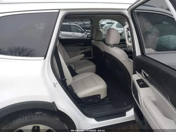 5XYP64HC1MG132624 2021 KIA TELLURIDE - Image 8