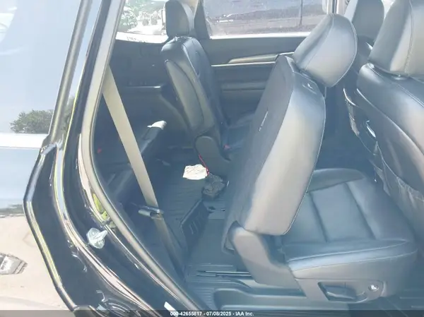 5XYP64HC1NG228304 2022 KIA TELLURIDE - Image 8
