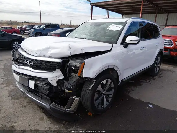 5XYP64HC1NG310419 2022 KIA TELLURIDE - Image 2
