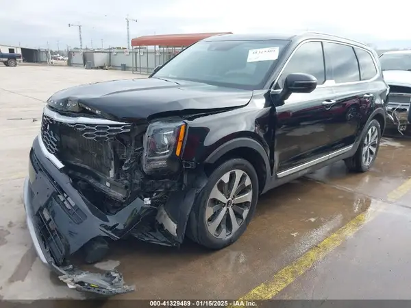 5XYP64HC2LG069693 2020 KIA TELLURIDE - Image 2