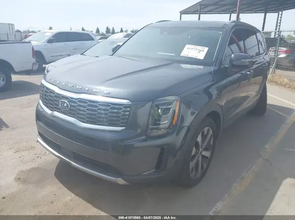 5XYP64HC2LG081990 2020 KIA TELLURIDE - Image 2