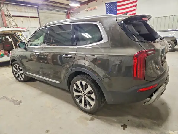 5XYP64HC2NG242390 2022 KIA TELLURIDE - Image 2