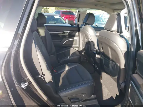 5XYP64HC2NG277205 2022 KIA TELLURIDE - Image 8