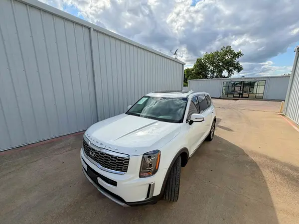 5XYP64HC3LG004271 2020 KIA TELLURIDE - Image 2