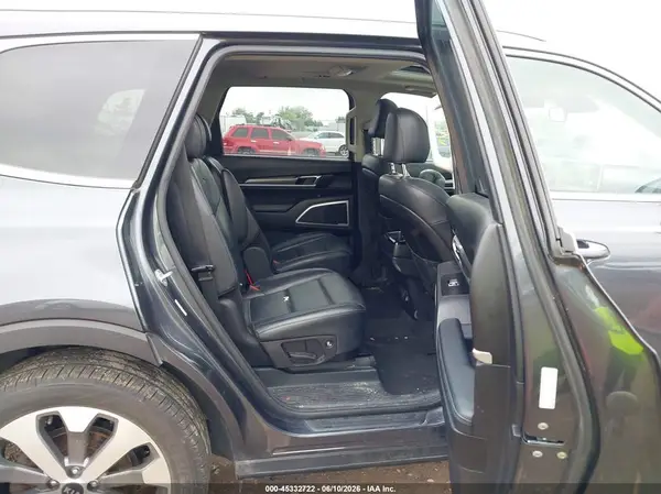 5XYP64HC3LG032524 2020 KIA TELLURIDE - Image 8