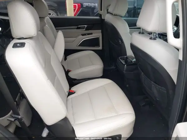 5XYP64HC3NG256251 2022 KIA TELLURIDE - Image 8