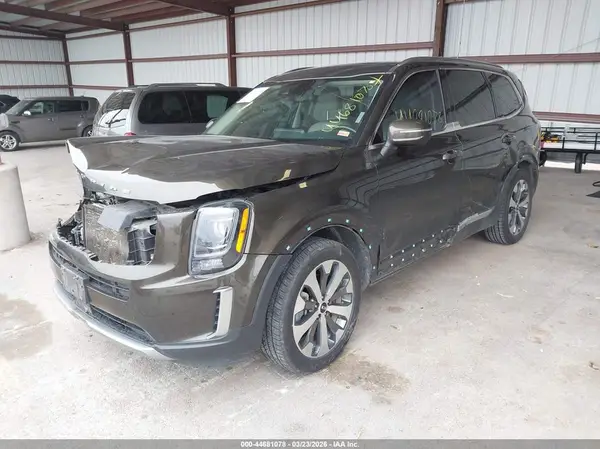 5XYP64HC4LG052314 2020 KIA TELLURIDE - Image 2