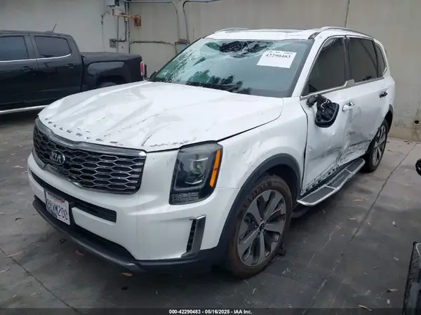 5XYP64HC4LG096667 2020 KIA TELLURIDE - Image 2