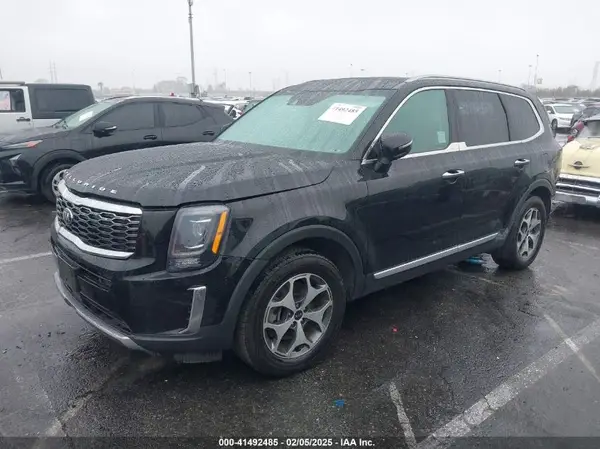 5XYP64HC4MG117521 2021 KIA TELLURIDE - Image 2