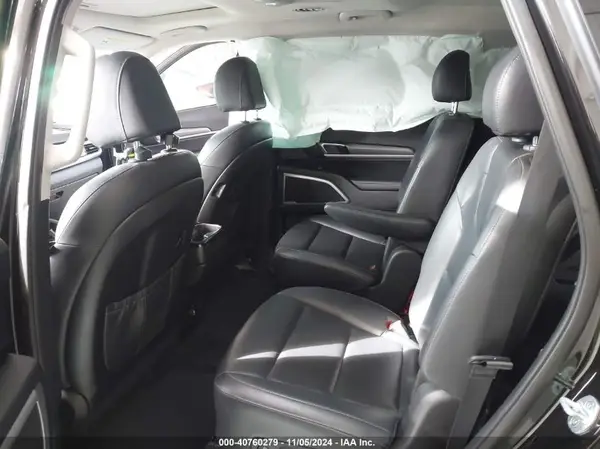 5XYP64HC4NG205180 2022 KIA TELLURIDE - Image 8