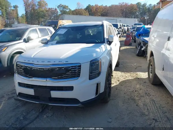 5XYP64HC5LG018401 2020 KIA TELLURIDE - Image 2