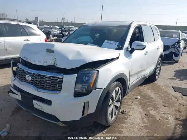 5XYP64HC5LG021962 2020 KIA TELLURIDE - Image 2