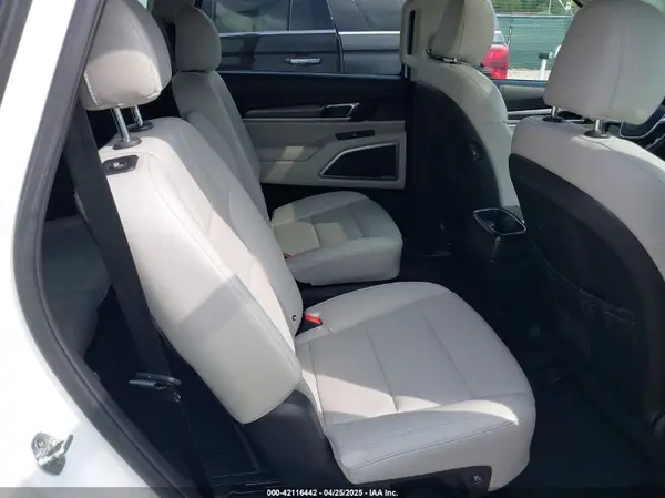 5XYP64HC5LG092191 2020 KIA TELLURIDE - Image 8