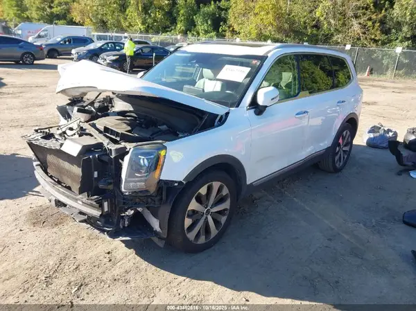 5XYP64HC5MG163018 2021 KIA TELLURIDE - Image 2