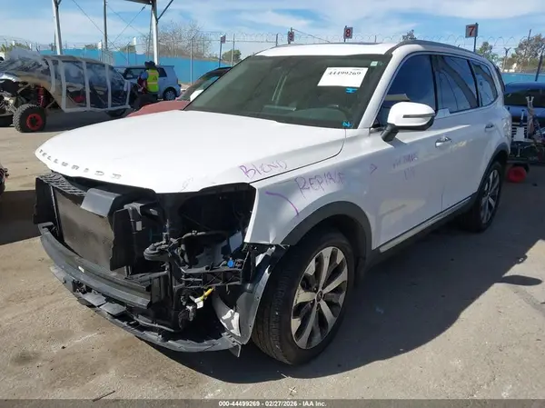 5XYP64HC5NG266389 2022 KIA TELLURIDE - Image 2
