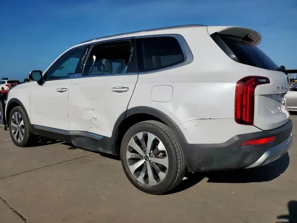5XYP64HC6LG061791 2020 KIA TELLURIDE - Image 2