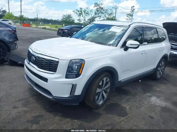 5XYP64HC6MG120422 2021 KIA TELLURIDE - Image 2