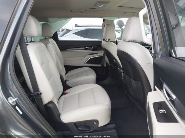 5XYP64HC6MG130738 2021 KIA TELLURIDE - Image 8