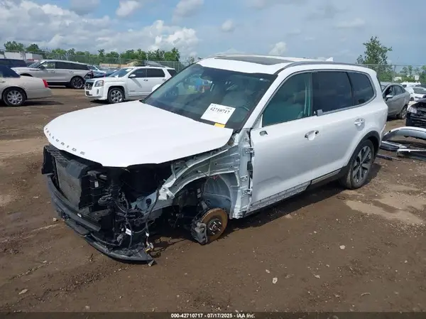 5XYP64HC6NG211028 2022 KIA TELLURIDE - Image 2