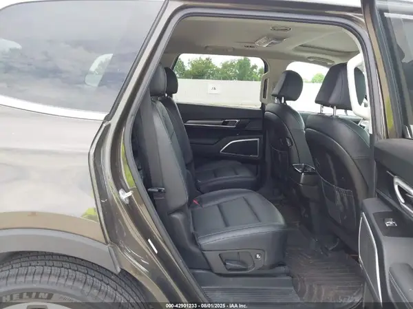 5XYP64HC6NG312067 2022 KIA TELLURIDE - Image 8