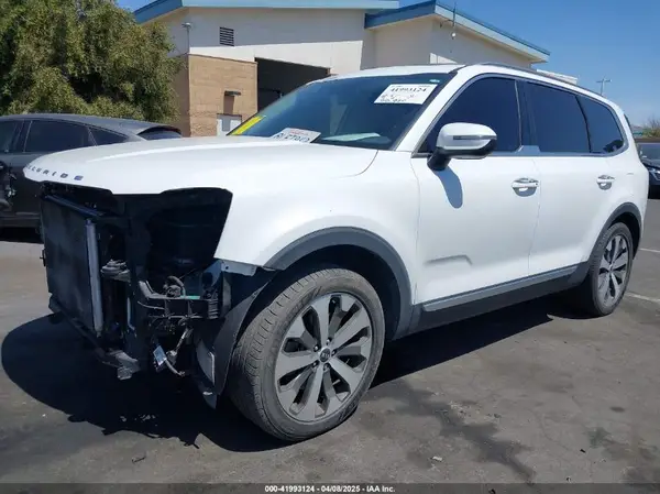 5XYP64HC7LG022661 2020 KIA TELLURIDE - Image 2