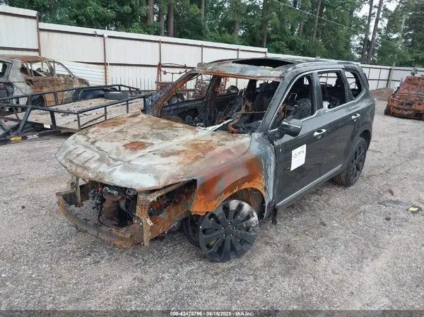 5XYP64HC7LG093178 2020 KIA TELLURIDE - Image 2