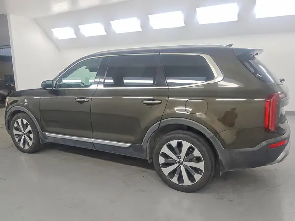 5XYP64HC8LG035323 2020 KIA TELLURIDE - Image 2