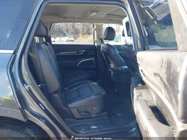5XYP64HC8MG193534 2021 KIA TELLURIDE - Image 8